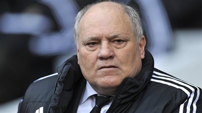 موجز الرياضة.. تعرف على التشكيل المتوقع للأهلي أمام ريكرياتيفو غدًا.. أحمد الكأس يكشف سبب اعتذاره عن مونديال 90.. فرنسا: رفع الرقابة القضائية عن كريم بنزيما في قضية الشريط الإباحي