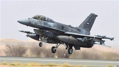 بالفيديو.. سقوط مقاتلة إماراتية في اليمن.. ومصادر عسكرية: اصطدمت بجبل