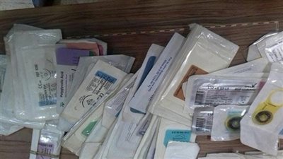 ضبط 307 آلاف قطعة مستلزمات طبية مجهولة المصدر بالسيدة زينب 