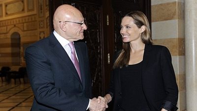 أنجلينا جولي تلتقي رئيس الحكومة اللبنانية