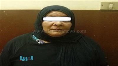 ضبط سيدة أثناء تسليمها شحنة مخدرات بمحطة مترو المرج