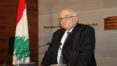 وزير الإعلام اللبناني يدعو الدولة لدعم الصحافة لتخطي أزمتها