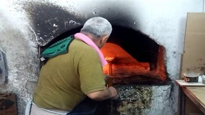 ضبط صاحب مخبز لاستيلائه على 36 طن دقيق مدعم بالمرج