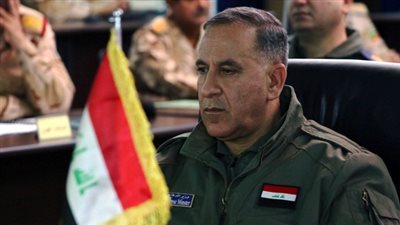 وزير الدفاع العراقي يجتمع بقادة الأسلحة وهيئة الأركان ببغداد 