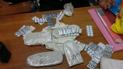 الحبس 5 سنوات لسعوديين بتهمة تهريب مواد مخدرة بالمطار