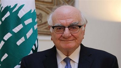 وزير الإعلام اللبناني يقترح حلولاً لأزمة الصحف