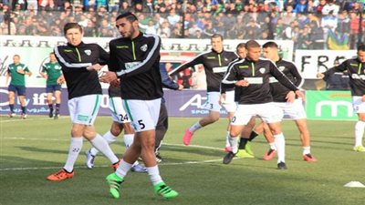 بجاية يصرف مكافآت الفوز على الأفريقي قبل مواجهة الزمالك