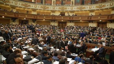 الحكومة توزع كتيبًا على 