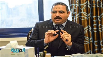 خبير اقتصادي يطالب بإرجاء إقرار قانون القيمة المضافة