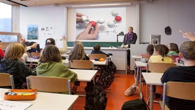 المعلمون البريطانيون يرفضون الاستراتيجية الحكومية لمكافحة التطرف