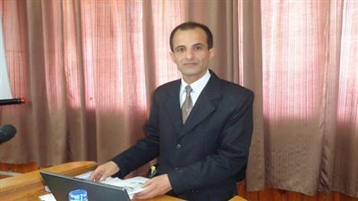 محلل اقتصادي يكتب روشتة تطوير شركات القطاع العام 