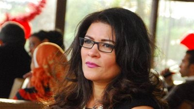 بالفيديو.. محامي فاطمة ناعوت يهرب من مواجهة وكيل الأوقاف