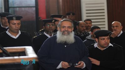 بالصور.. جلسة محاكمة 