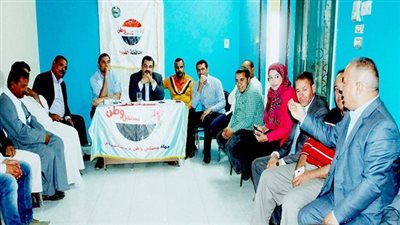 بالصور.. نائب عن 