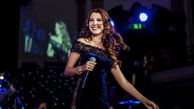 شاهد.. أول صور لحفل نانسي عجرم في الإمارات