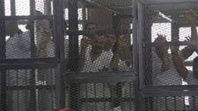 تأجيل محاكمة 104 متهمين بأحداث 