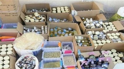 ضبط 9 آلاف عبوة مستحضرات تجميل مجهولة المصدر بالسيدة زينب