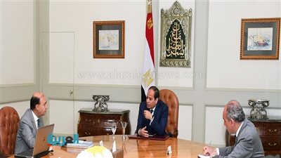 السيسي يعقد اجتماعًا مع الفريق مميش