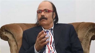 طلعت زكريا: 