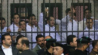 تأجيل إعادة محاكمة متهم في 