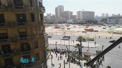 إغلاق ميدان التحرير لمرور موكب الرئيس الفرنسي 