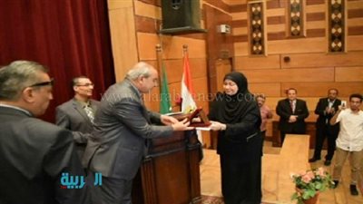 تكريم 120 أمًا مثالية من معلمات ومديرات المدارس بالمنيا