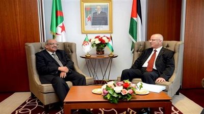وزير الشئون المغاربية الجزائري يلتقي رئيس الوزراء الفلسطيني