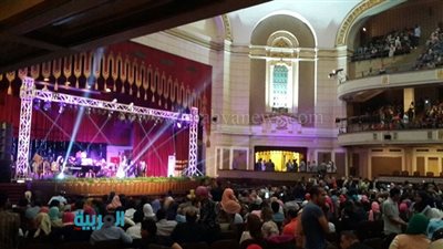 عمر خيرت يُحيي السعودية بمقطوعة موسيقية في جامعة القاهرة