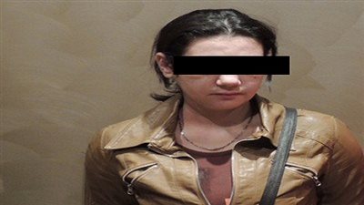 فتاة تعتدي على بائع جائل وتصيبه بإصابات خطيرة