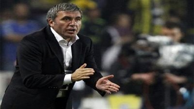 الأسطورة هاجي يقيل نفسه!