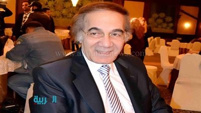 بالفيديو.. محمود ياسين يُطمئن جمهوره وينفي 