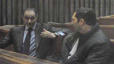 تأجيل محاكمة علاء وجمال مبارك في 