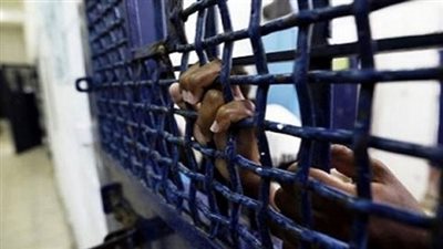 الاحتلال يُنكّل بثلاثة أسرى من بيت لحم