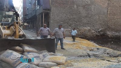 بالصور.. وقف تشييد أساسات منزل مخالف بالشرابية