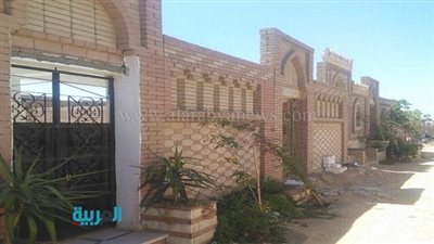 بالصور.. مقابر خمس نجوم في أطرف إعلانات عن 