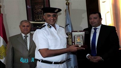 بالصور.. تكريم عدد من ضباط الشرطة المتميزين بالأقصر