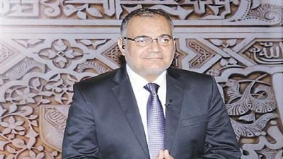 سعد الدين الهلالي.. أستاذ الفقه الصادم للأزهر.. شبّه الرؤساء بالأنبياء.. وحلّل احتساء 