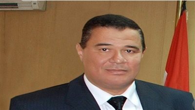 إحالة 11 عاملاً بـ