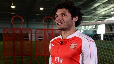 النني في حوار مع مجلة الأرسنال: أحب الكشري.. لا أعرف شيئًا عن السياسة ولا أحب الحديث فيها.. مصر بلد جميل وعلى الأجانب الذهاب إلى هناك