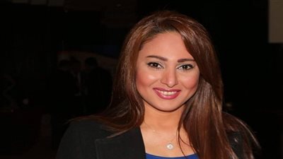 شاهد.. رد فعل رحاب الجمل بعد غلق مدرسة نجلها إداريًا