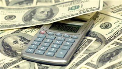 بالفيديو.. نقابة تجار السيارات: ارتفاع الدولار 