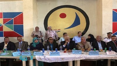 بالصور.. محافظ السويس يشهد ختام الأنشطة التربوية لمدارس المحافظة