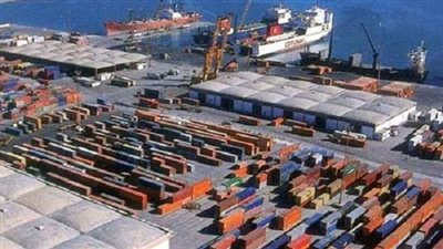 السيسي يوجه بإحكام الرقابة على المنافذ الجمركية ومكافحة التهريب