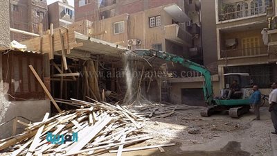 بالصور.. محافظة القاهرة تشن حملة مكبرة لإزالة مخالفات البناء بالزيتون 