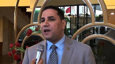 شاهد.. عبدالناصر زيدان يتهم رئيس القنوات الإقليمية بـ