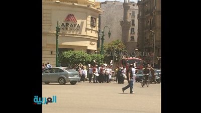 بالصور.. مظاهرات مؤيدة للنظام في محيط شارع طلعت حرب