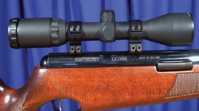 ضبط 90 تلسكوب سلاح آلي مهربة من ليبيا بمطروح