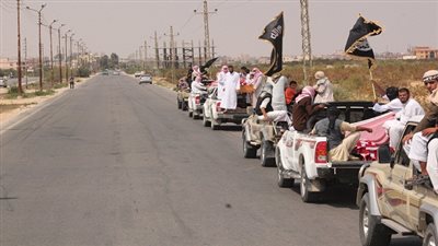 شيخ قبيلة البياضية: الإرهابيون تسربوا إلى سيناء بعد يناير 2011