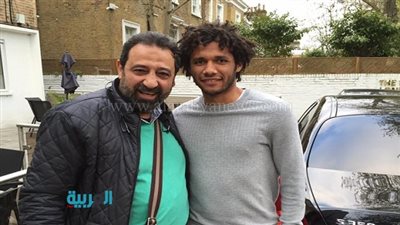 بالصور.. مجدي عبد الغني يلتقي النني في لندن