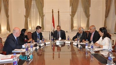 تدريب 37 ألف معلم على مهارات اللغة الإنجليزية وتدريس العلوم والرياضيات